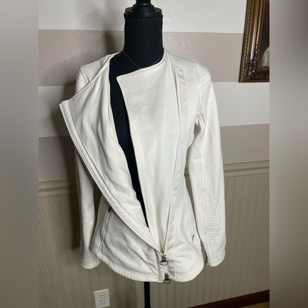 ATHLETA Moto Jacket in Magnolia Off- White, Size Small - Picture 8 of 16
